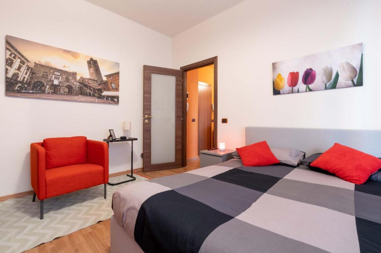 Casa Martina- Airport Free Shuttle-H24 Lejlighed Bergamo Eksteriør billede